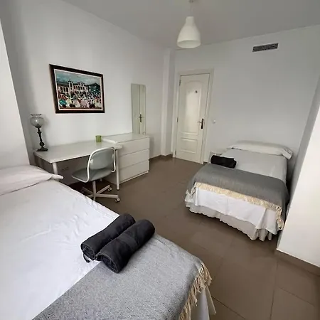 Amplio Y Cómodo En El Centro *